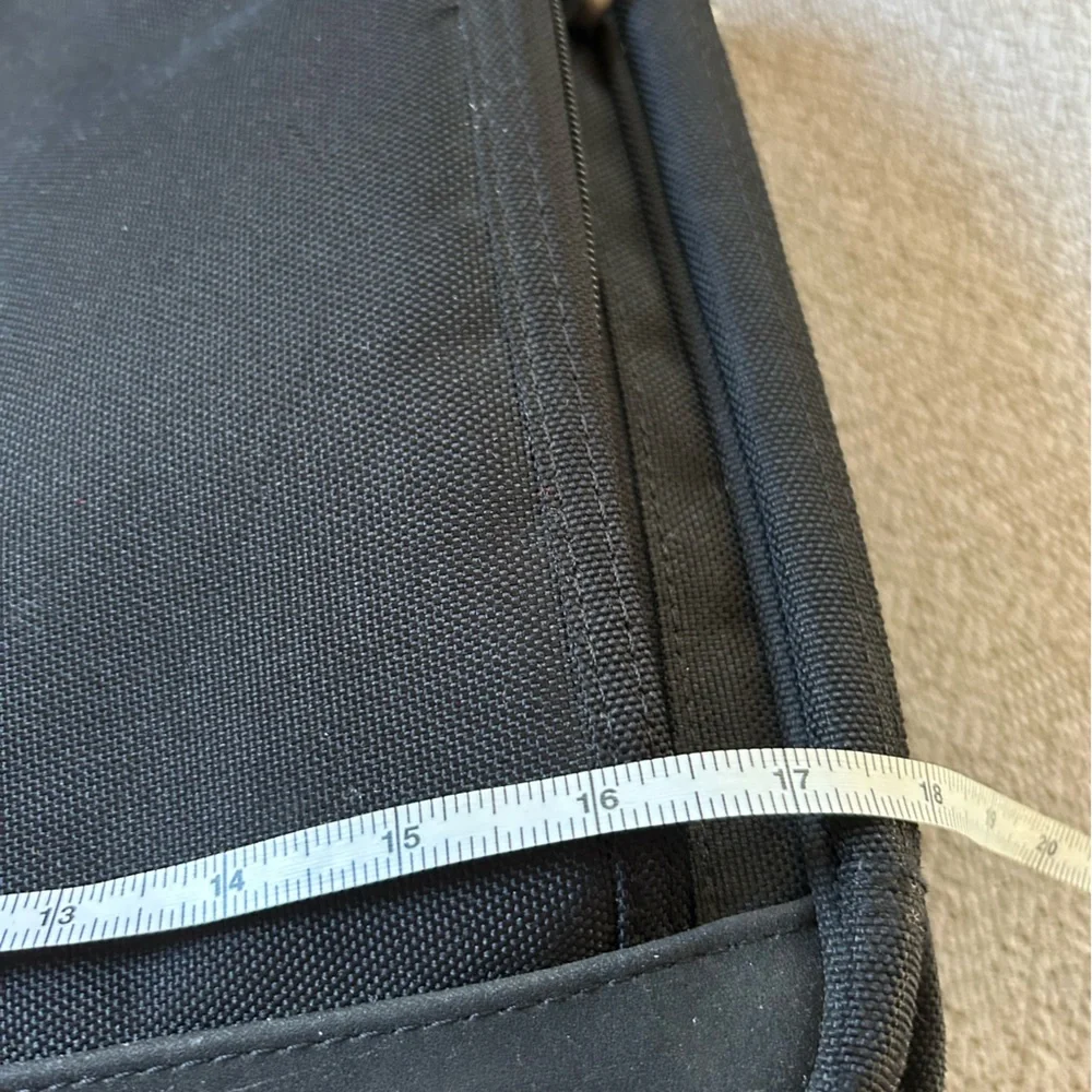 Dell Black Laptop Bag Soft Briefcase Office Lots of Storage